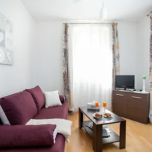  Apartamento Goda Center Of
